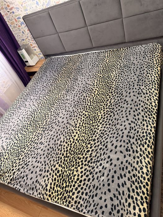 Продам кровать с матрасом