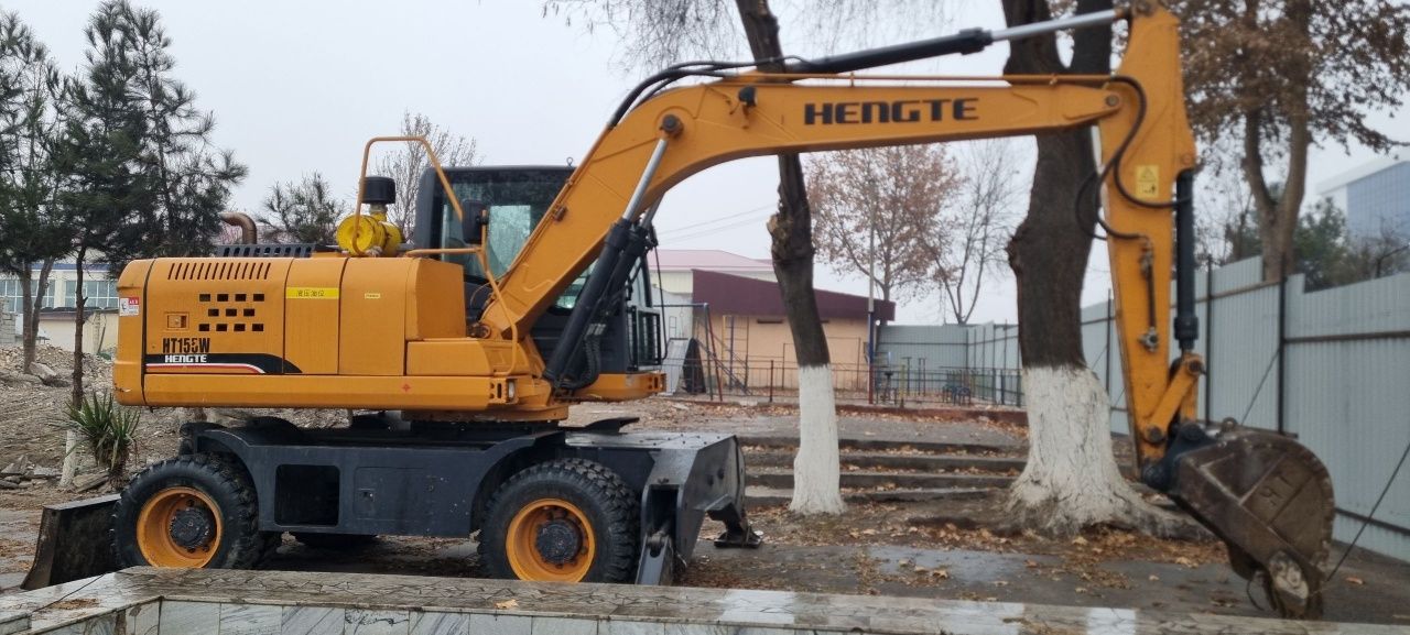 Ekskavator HENGTE