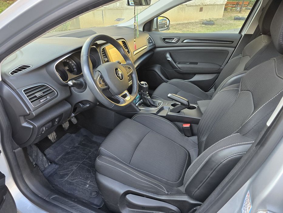 Megane 2017 1.6 benzina 37.800 km