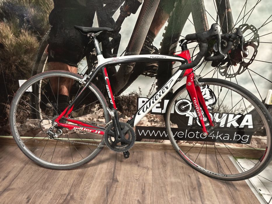 Wilier - Употребяван  качествен  шосеен велосипед 
28" цола карбонова