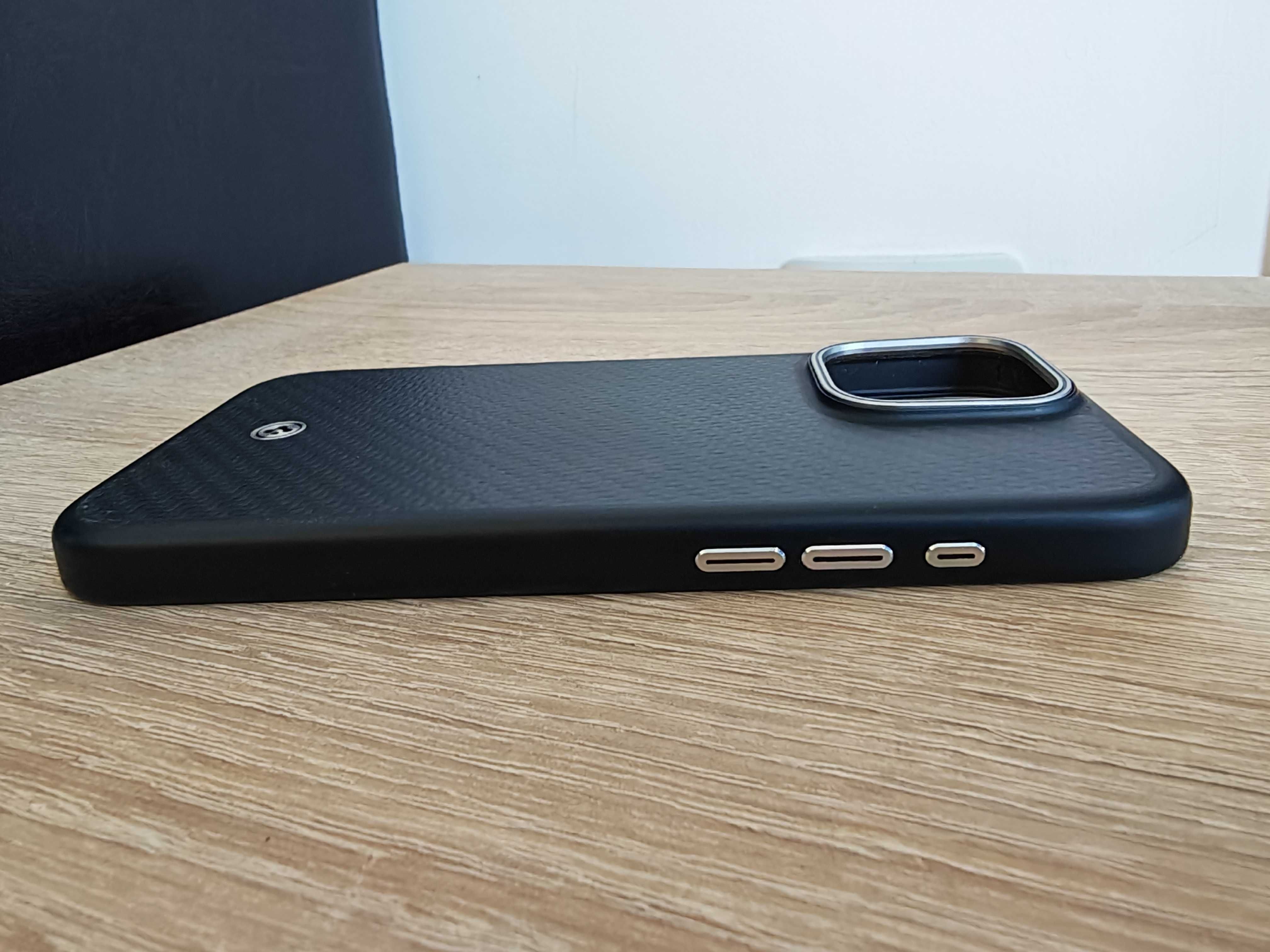 Husa Spigen Enzo aramid MagSafe iPhone 16 Pro Max