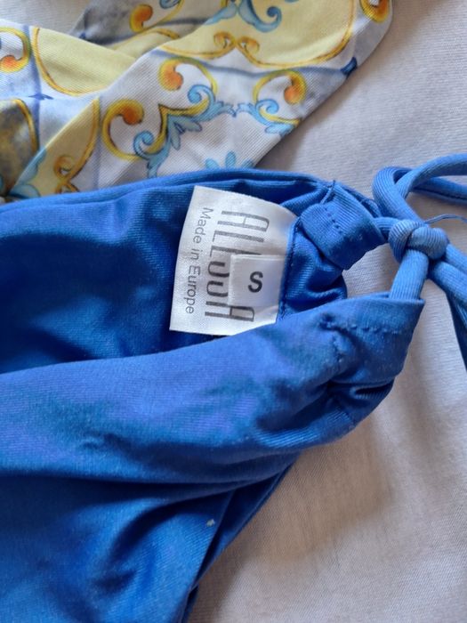 Бански на алеса/ Alessa