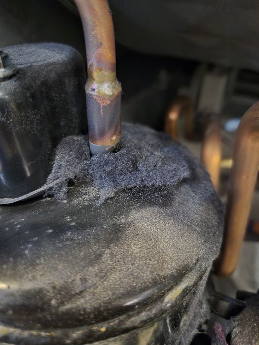Reparăm.Curățăm și Igienizăm Uscător de Rufe