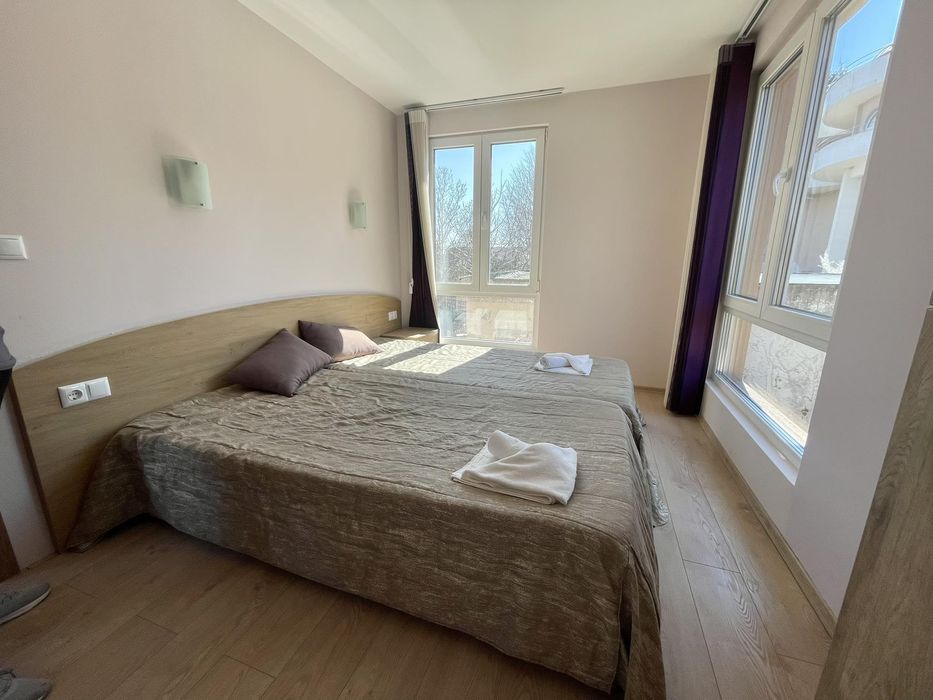 Двуетажна къща, под наем, м-т Ален мак