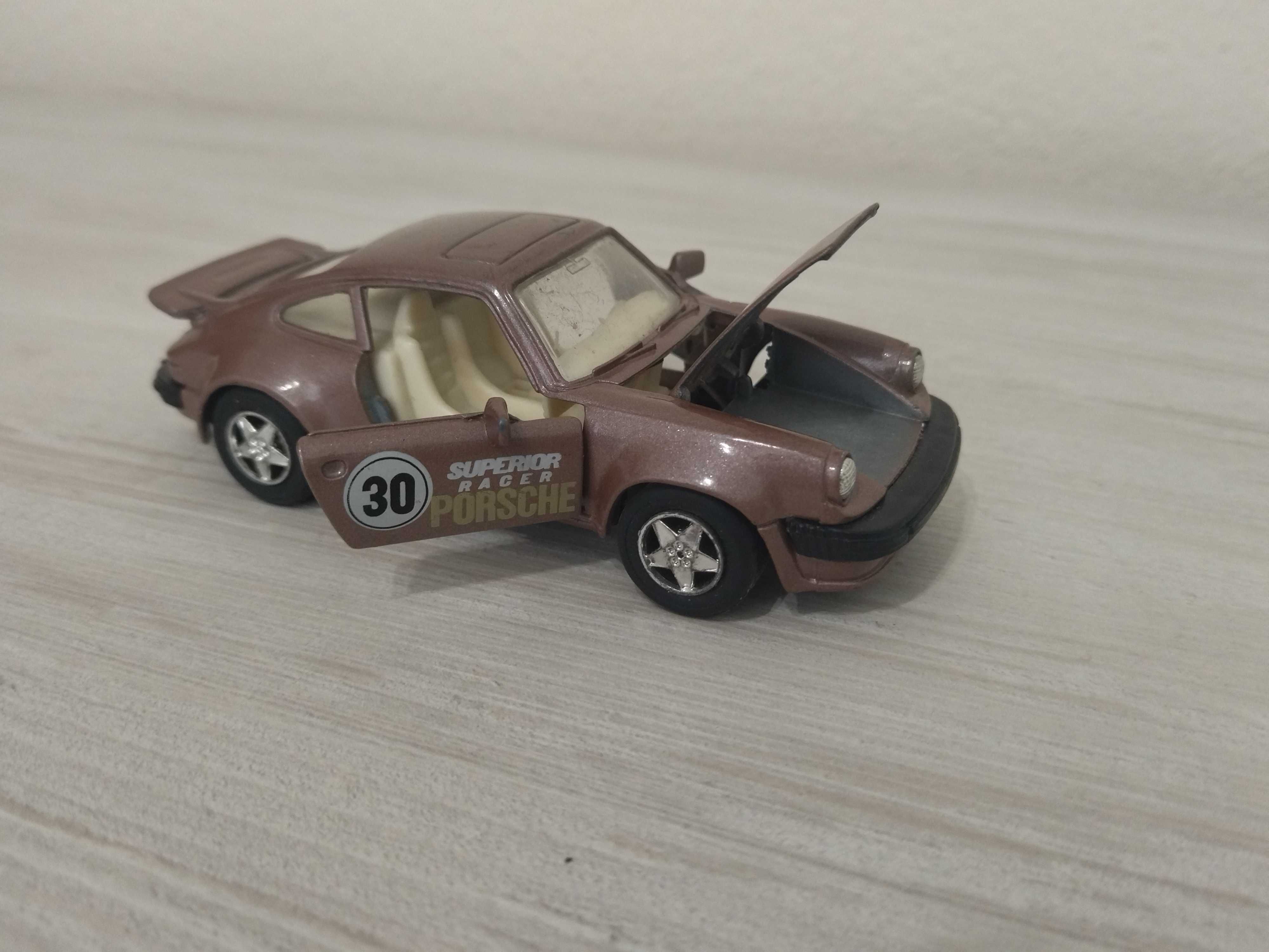 Метална количка Porsche 911 !!!