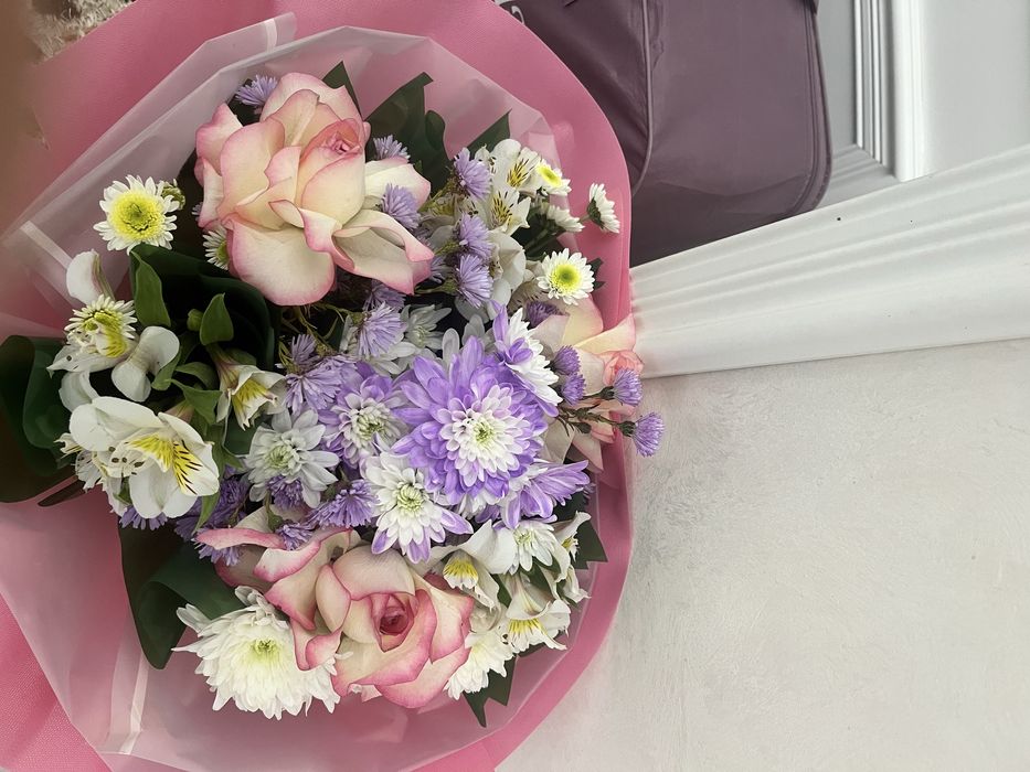 цветы свежие, сегодняшние