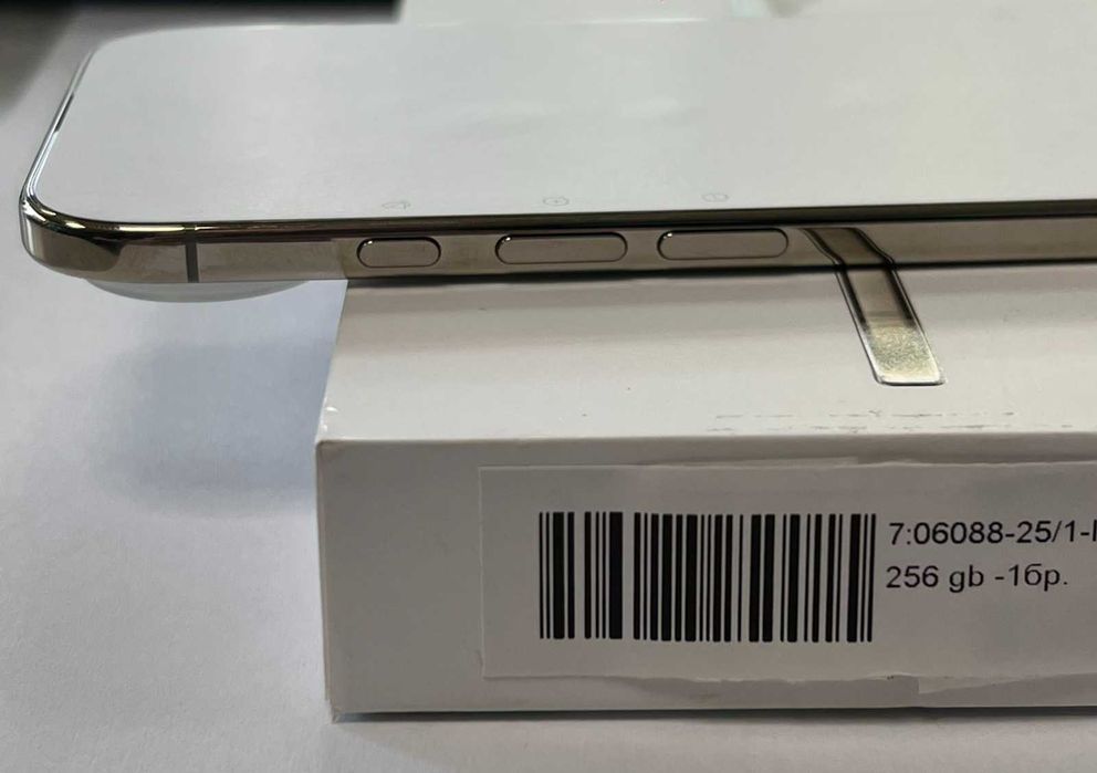***ЧИСТО НОВ*** iPhone Air 256GB