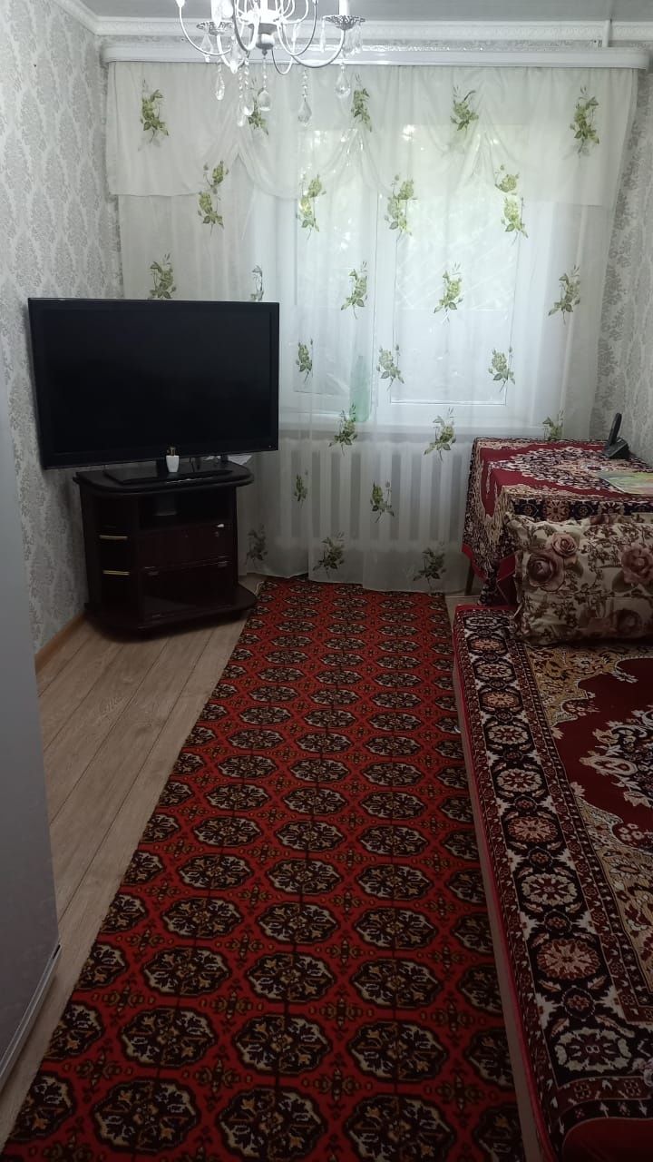 Продам 3х комнатную квартиру в центре.