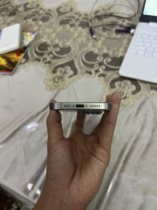 Iphone 15 pro titanum