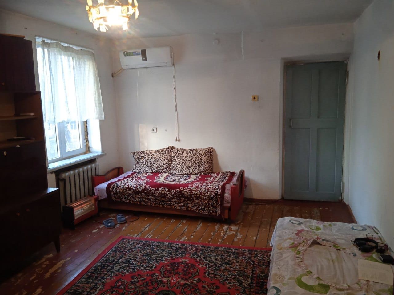 Продаю свою 1 комнатную квартиру в городе Андижан по улице Д. Эшон