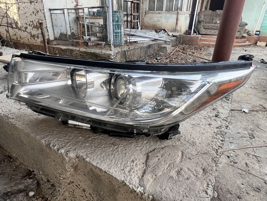 Тайота хайлендер 2017 г фара оригинал