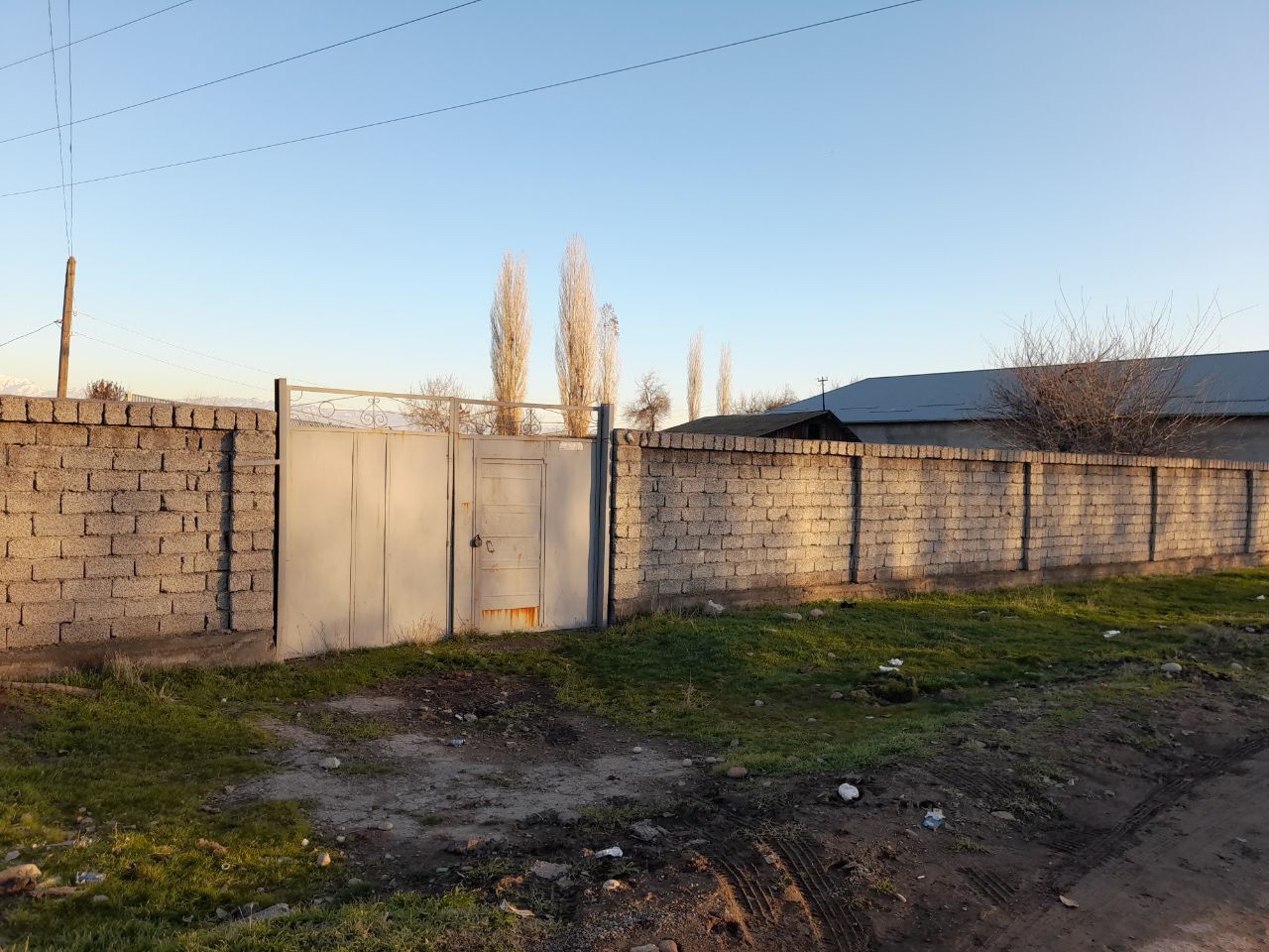 Продается дом участок,полит отдель