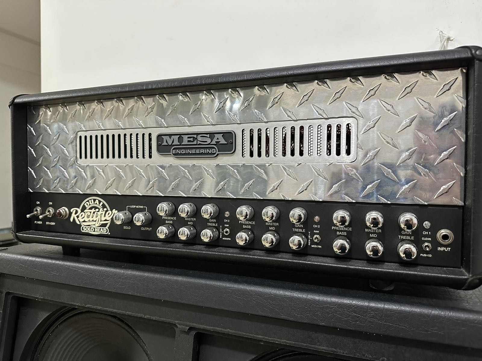 Mesa Boogie Dual Rectifier 100w лампов китарен усилвател с фуутсуич