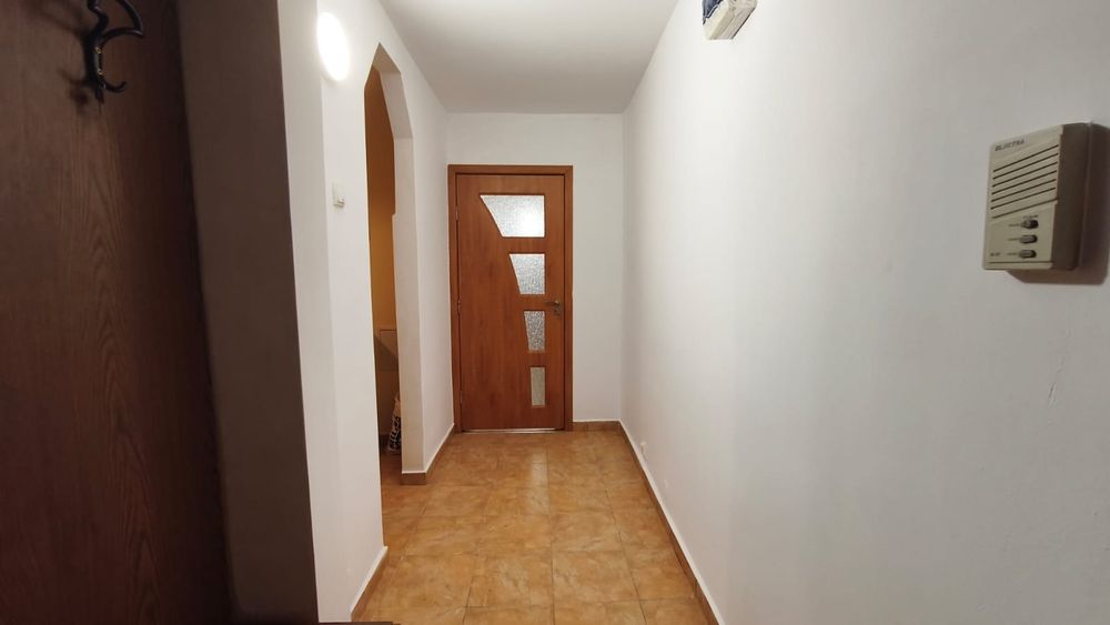Apartament modern la etajul 1 cu centrala, Confectii
