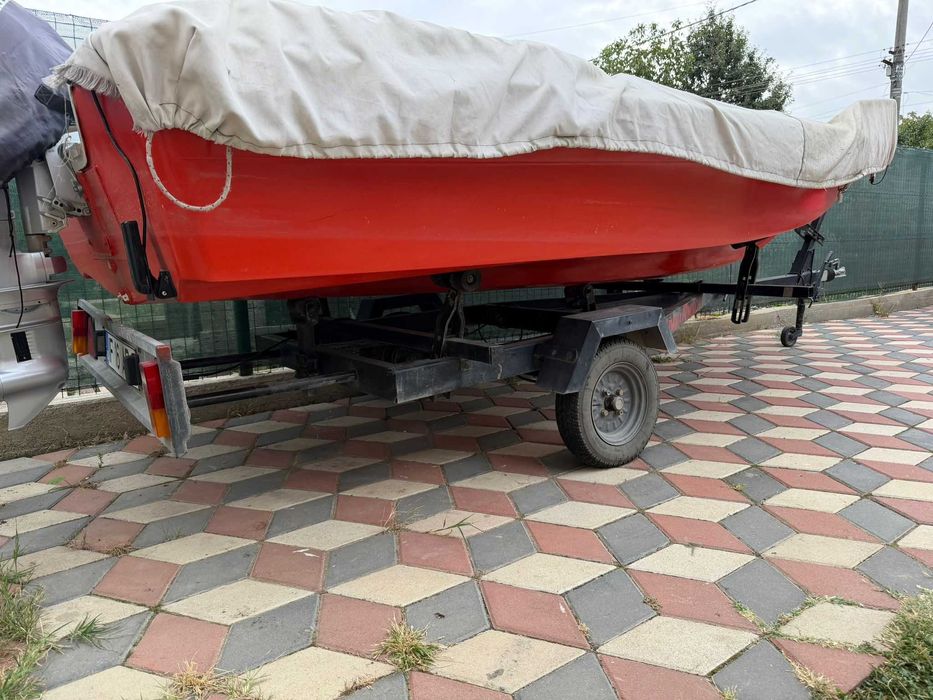 Peridoc barca Umbra Rimorchi 5 metri rabatabil cu franare