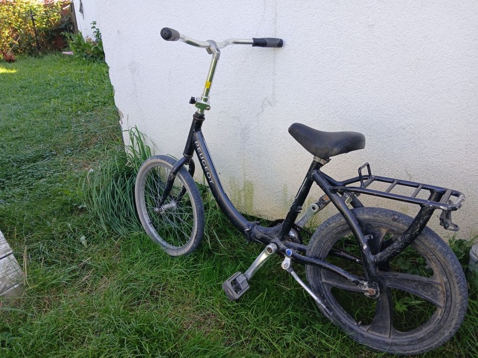 Vând   bicicleta