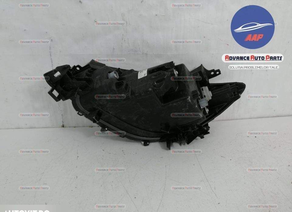 Far Dreapta original Modelul cu 2 lupe si full led Mazda  CX-5  1  [fa