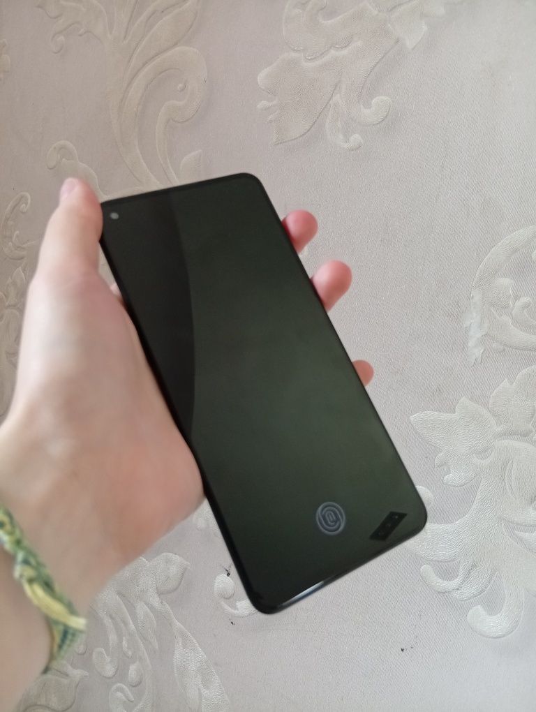 OnePlus 9RT . Хорошего качества