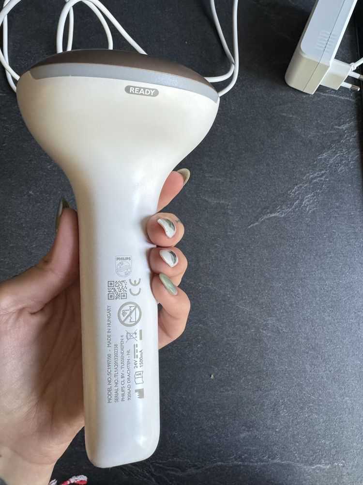 Фотоепилатор Philips Lumea Advanced SC1997