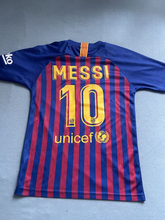 Екип на Barcelona Messi