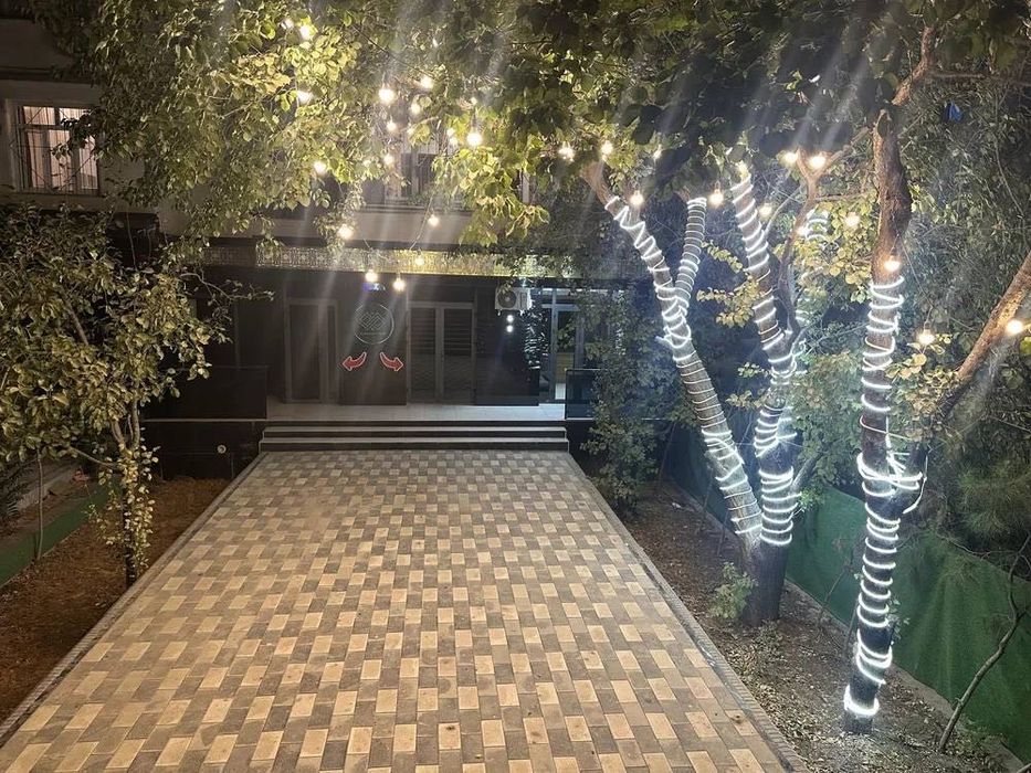 Аренда офис, Паркентский 
Ресторан Уммон 75м2