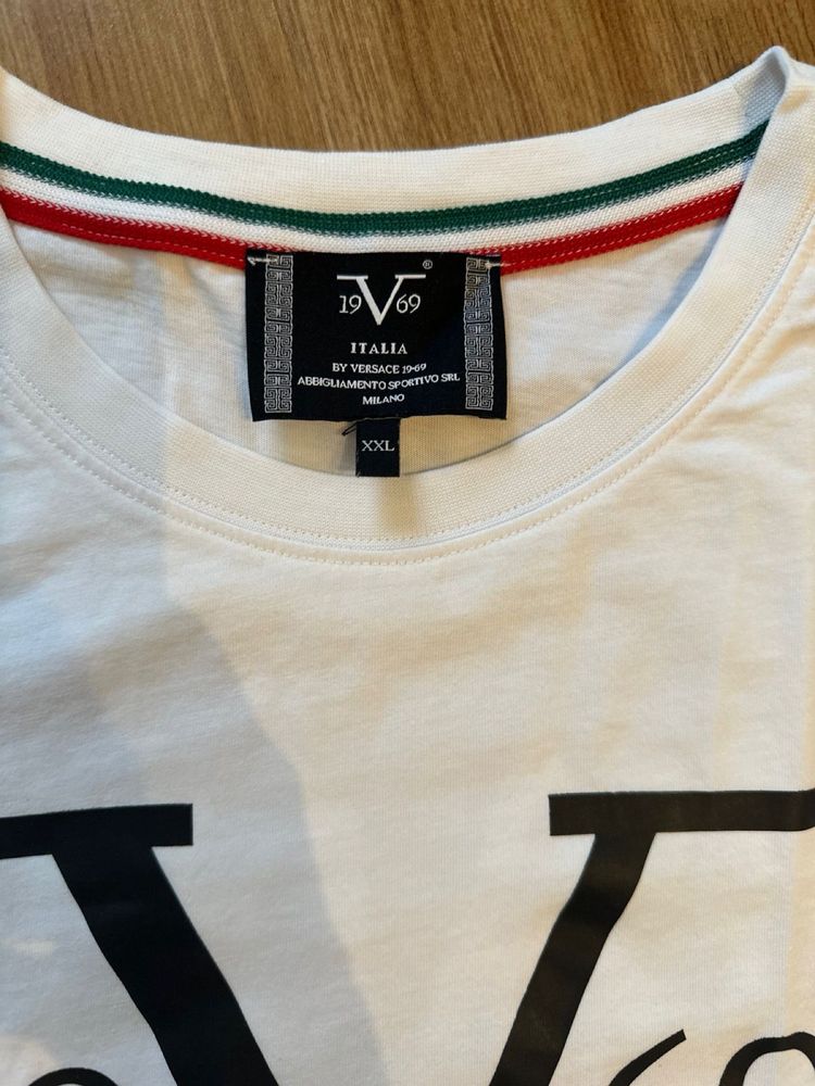 Мъжка тениска 19V69 by Versace