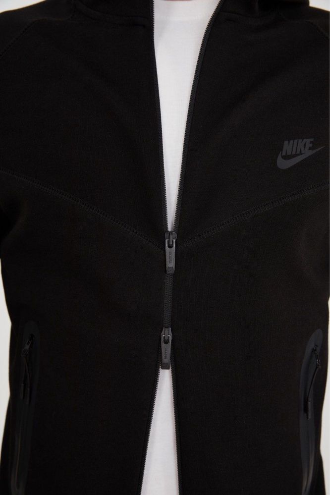 Trening Nike Tech Fleece - Model NOU 2024 - Calitate Premium