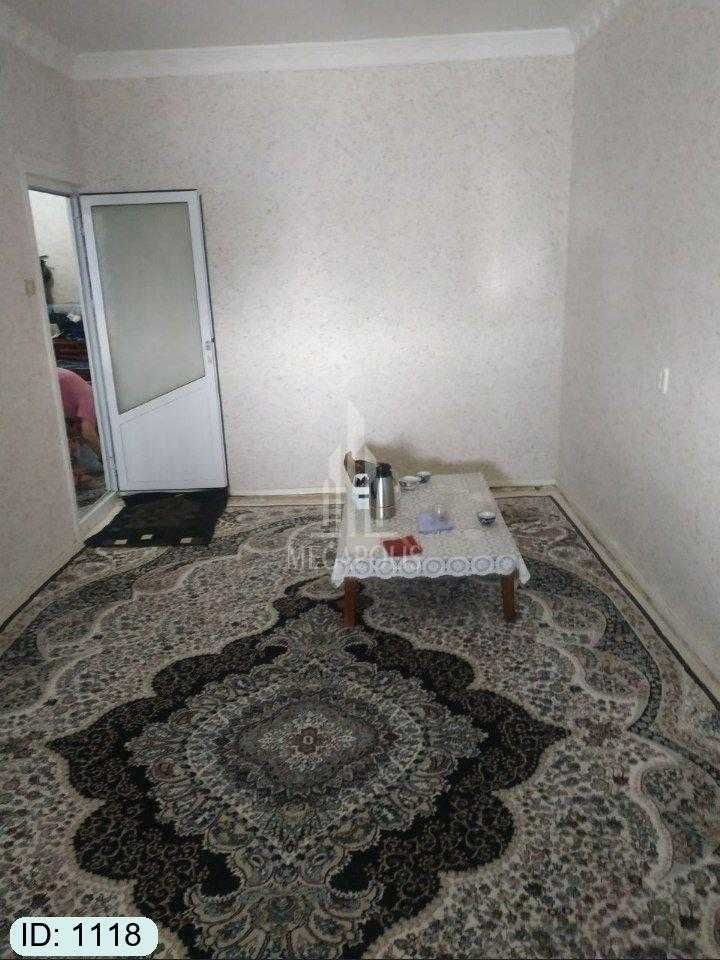 Sharq 1 da 2  xonali kvartira sotiladi №1118