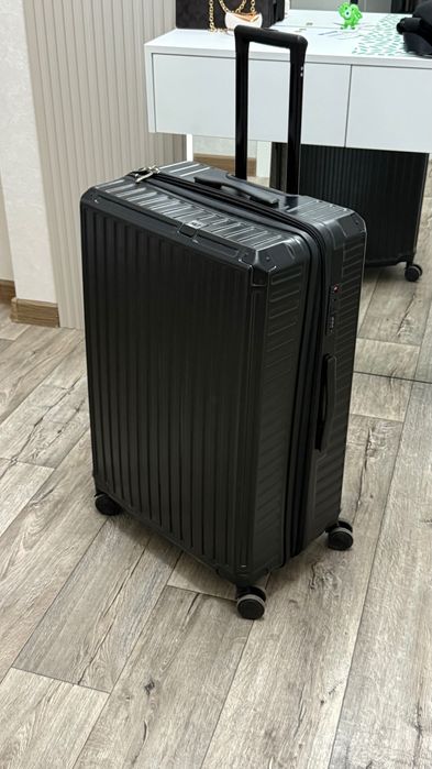 Чемодан размер L