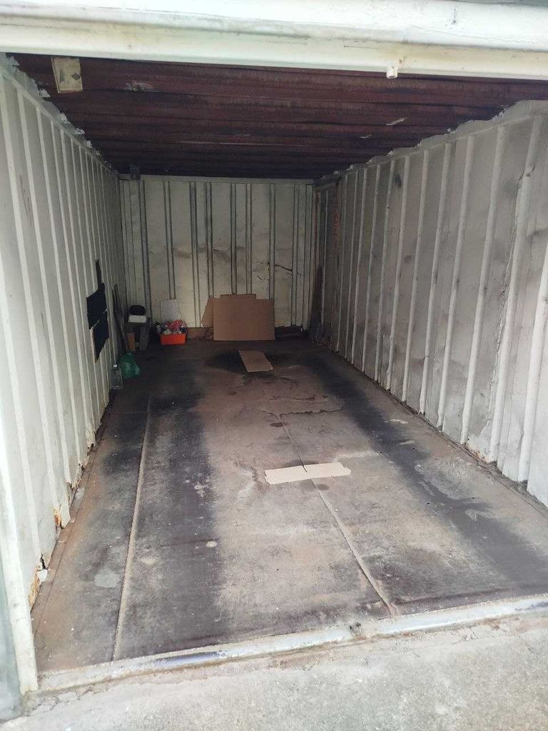 Продава се Гараж / Паркомясто в Сливен, Даме Груев - 10 кв.м за 23 €/кв.м - Снимка #2