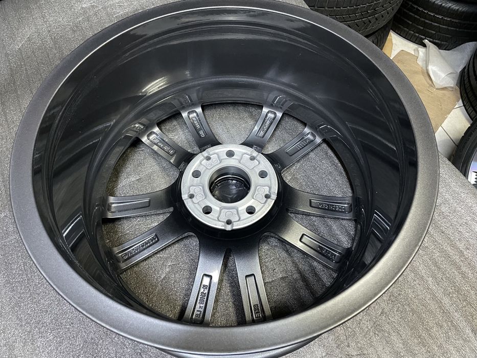 Jante Originale Mercedes CLS , pe 18 !