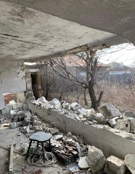 Demolari,taieri in beton,decopertam gresie,faianta,transport moloz!