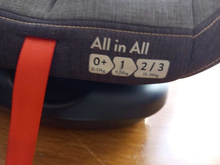 Столче за кола COSATTO All in All с ISOFIX