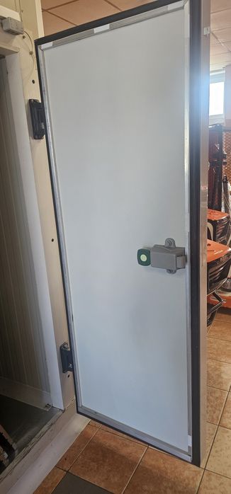 Usa Camera Frigorifica Congelare 180x71x10 cu Bariera Termica