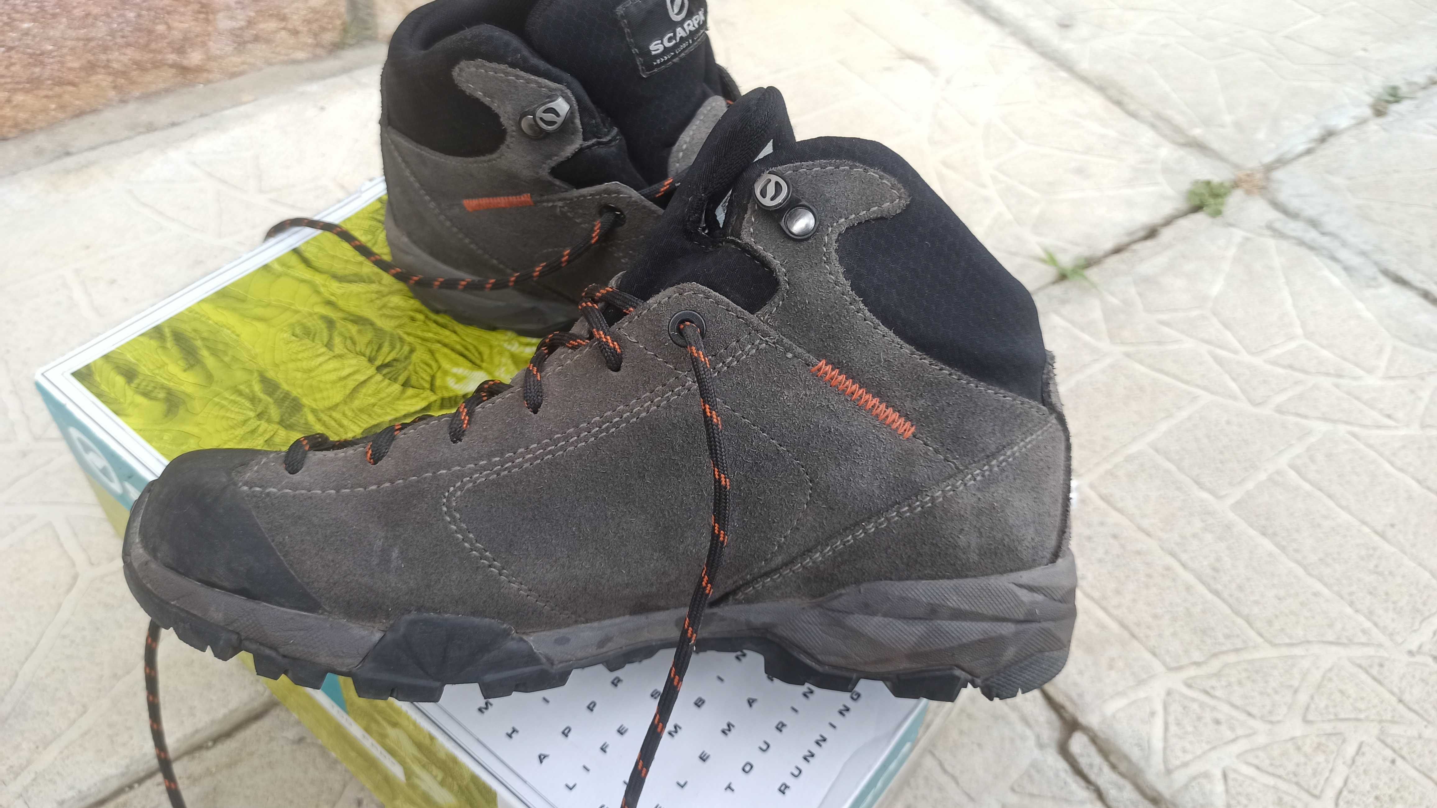 Дамски туристически обувки Scarpa mojito hike gtx