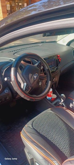 Lada X-Ray sotiladi 2019-yil