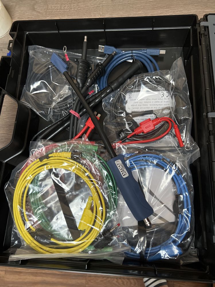 Osciloscop Automotive Picoscope 4425 Full Kit