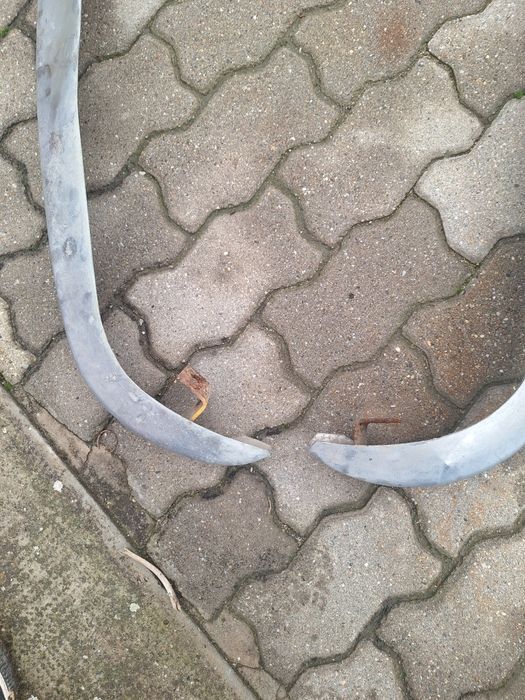 Set bara fata/spate de Dacia 13010