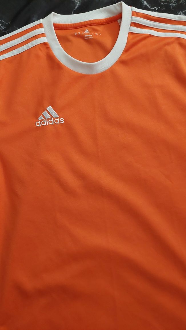 Adidas   - мъжка спортна тениска!