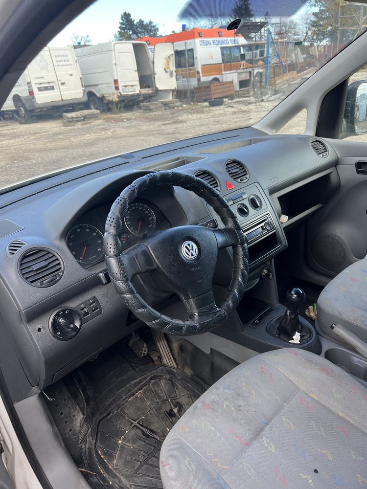 Volkswagen Caddy 2.0 бензинНА ЧАСТИ