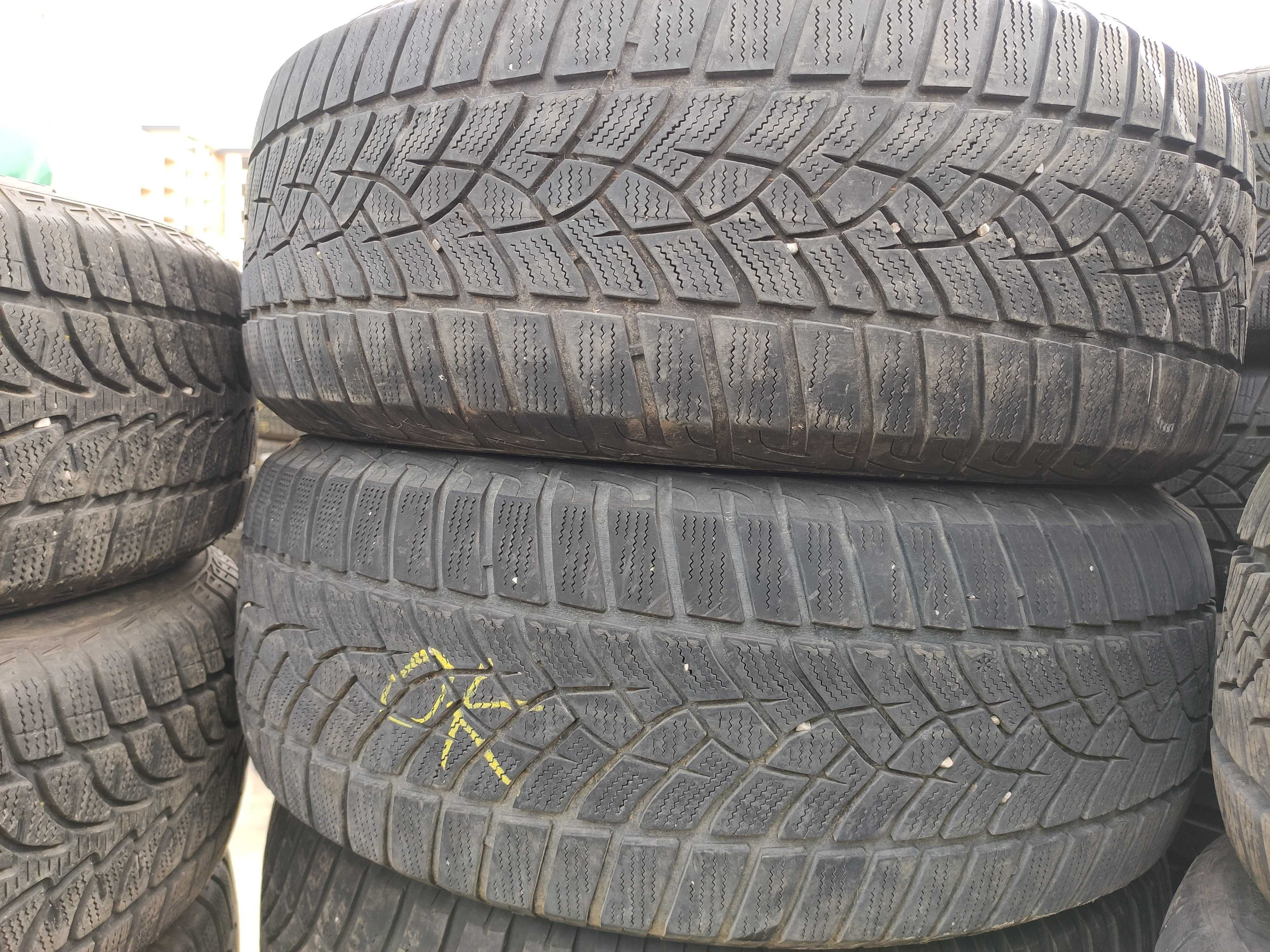 2бр Зимни гуми 235 60 16 - Goodyear