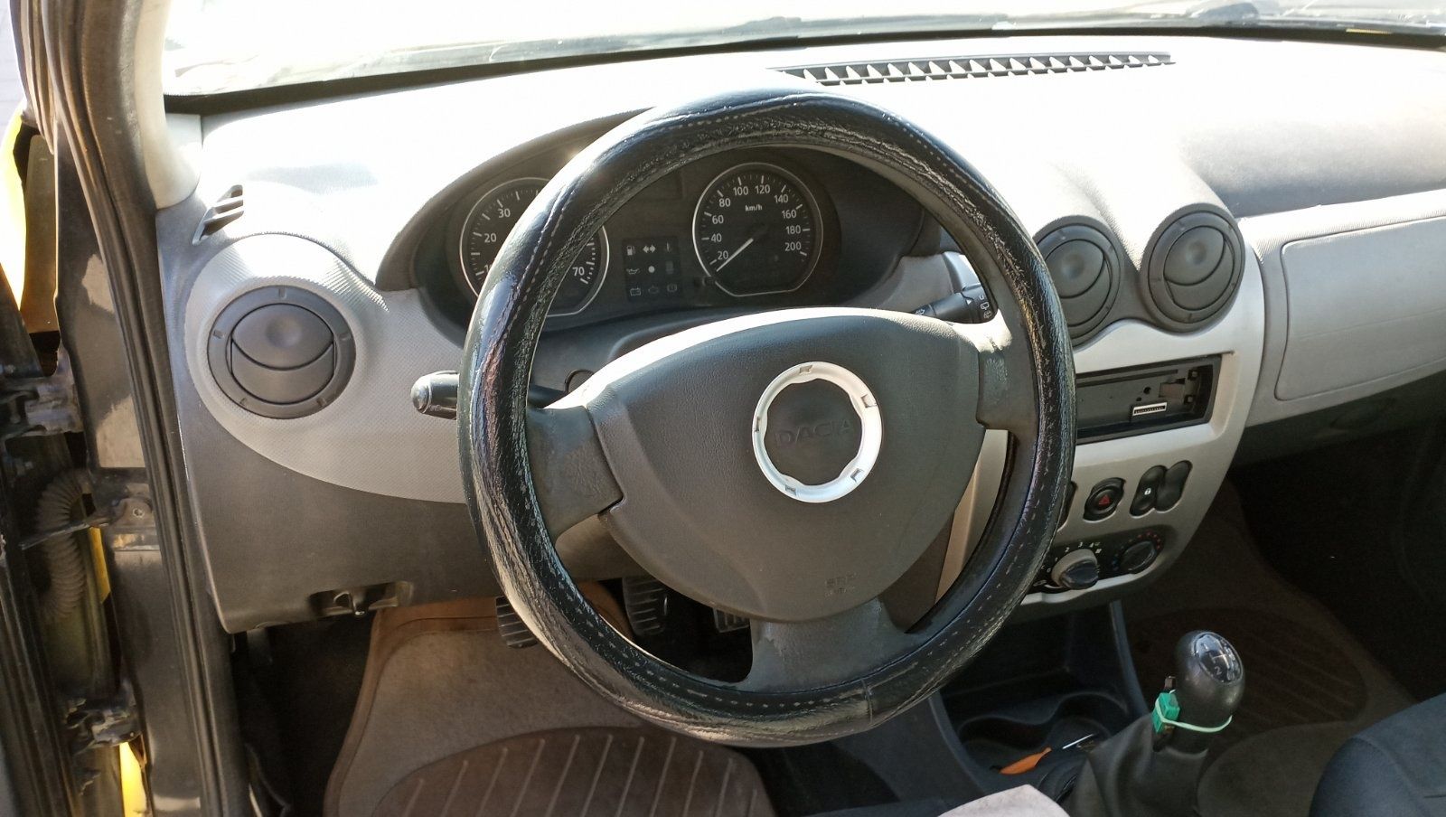 Dacia Sandero 2010
