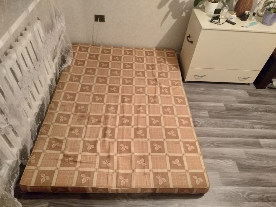 Продам Матрас Ортопедический двухспальная! Б/У в хорошем состоянии.