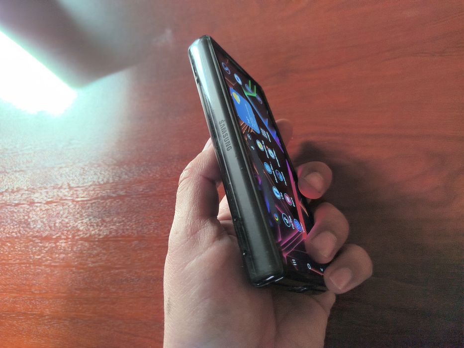 Samsung fold6. 512. В гаранция.