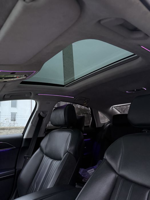 Audi A8 55 TFSI MHEV full