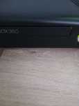 Vând Xbox 360 Slim