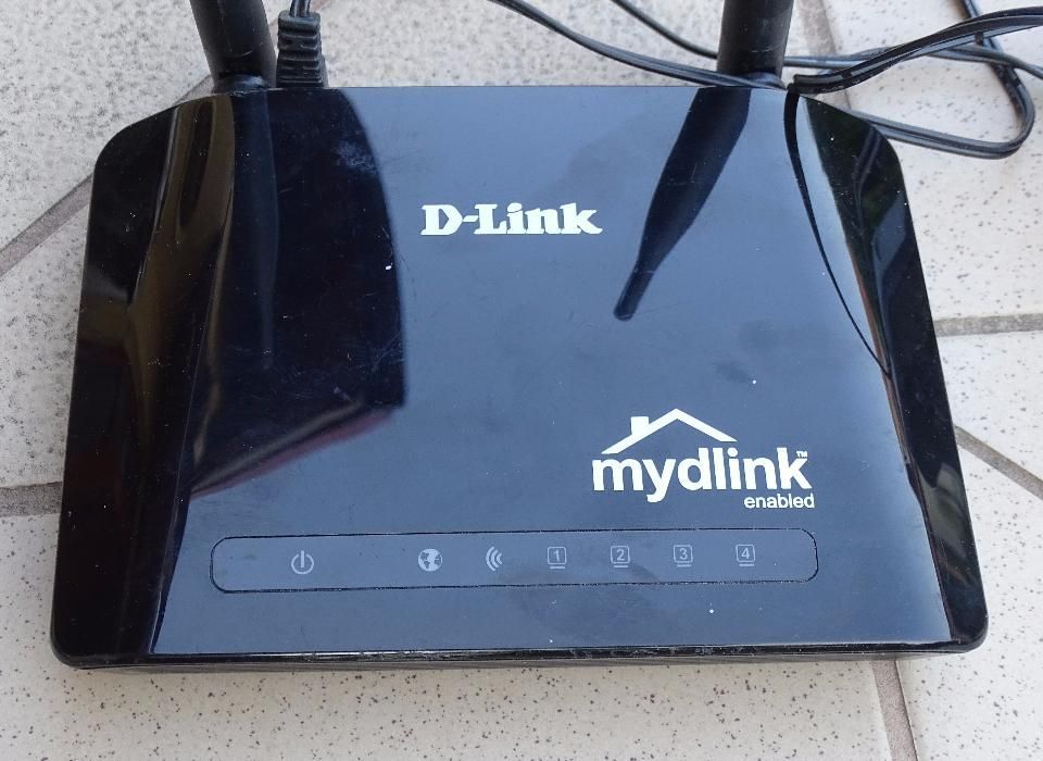 Router wireless D-Link DIR-605L