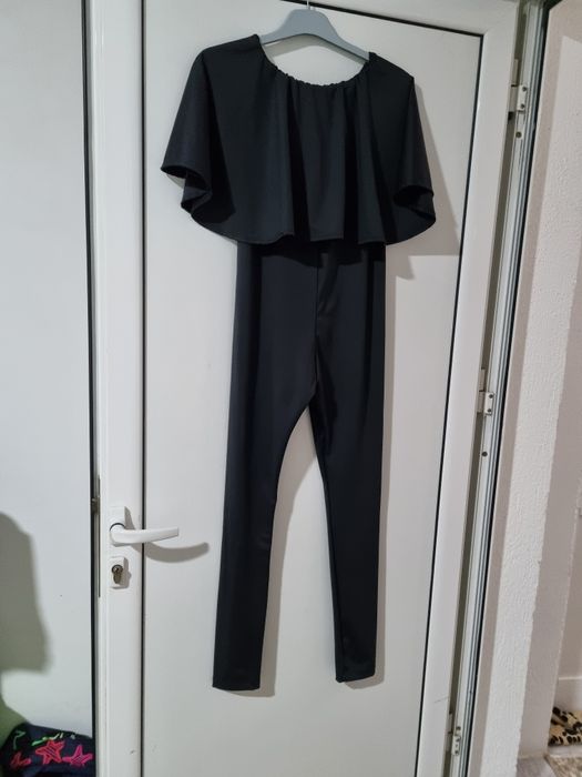 Всички рокли са с различна цена