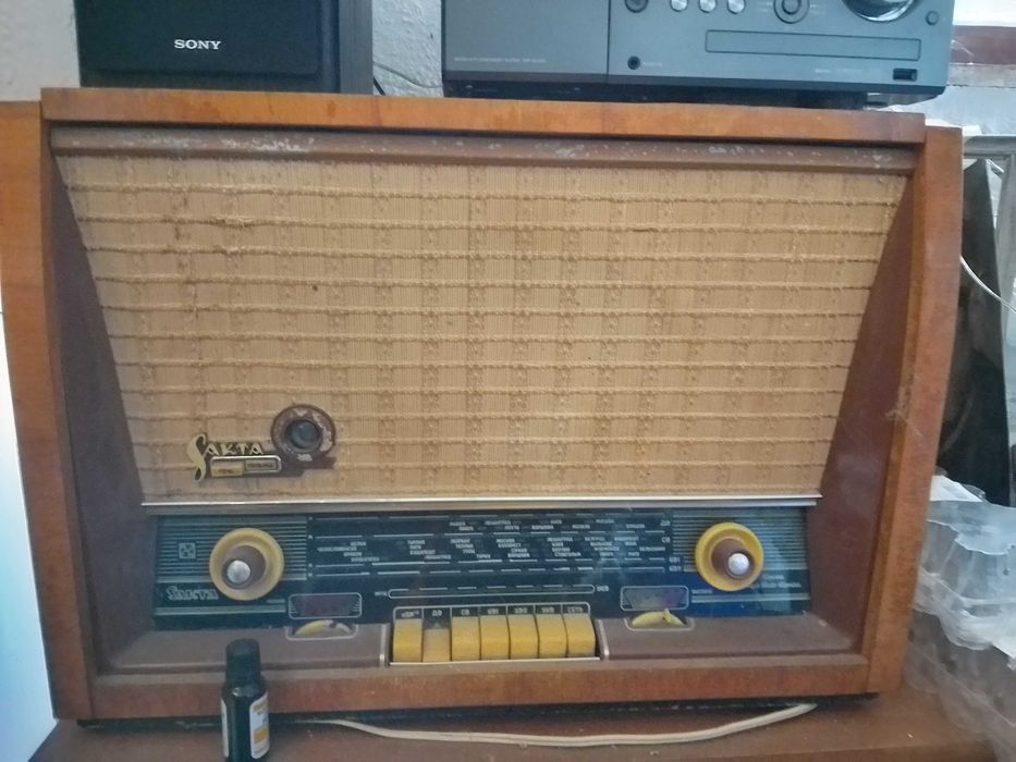 Ретро радио грамофон