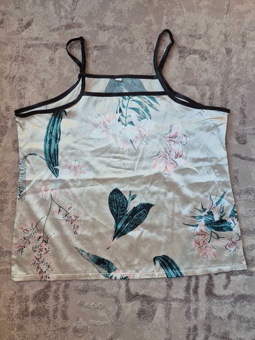 Pijamale satinate de vară și iarnă